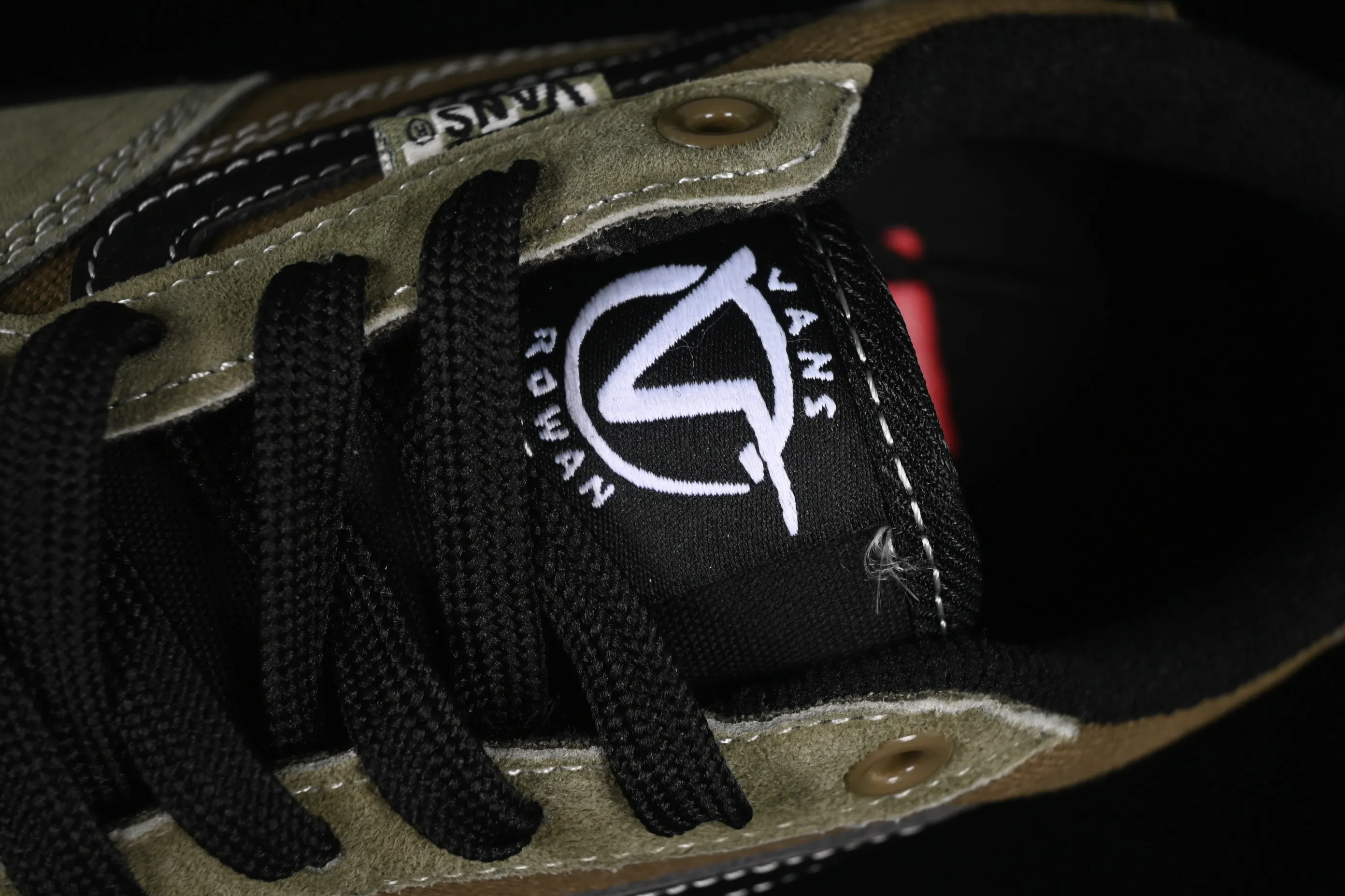All categories Vans Vans series Vans Low Vans low-top Vans Rowan Skate Boarding Classic and versatile lightweight and comfortable professional skateboard shoes VN0A5JICBIQ